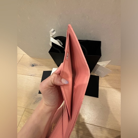 Chanel Small Flap Wallet - Picture 4 of 9